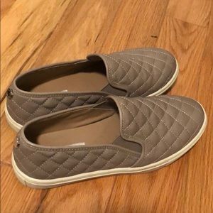 Steve Madden slip on sneakers